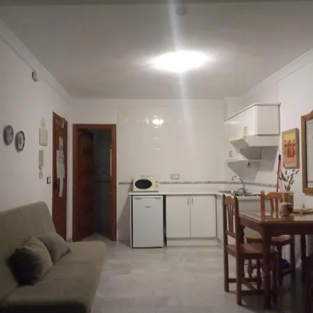 Pepe Mesa Apartment Nerja