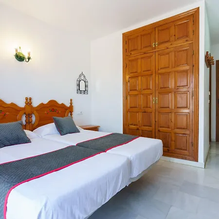 Pepe Mesa Apartamento Nerja