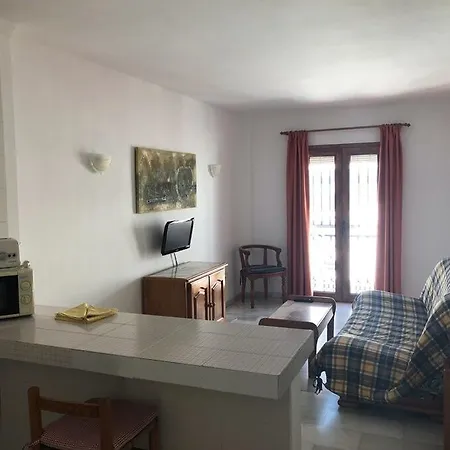 Pepe Mesa Apartamento Nerja
